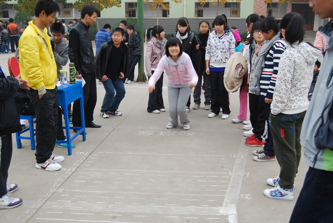 达标运动会立定跳远
