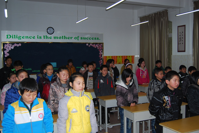 洛阳东方外国语学校 “感恩节”主题教育活动 