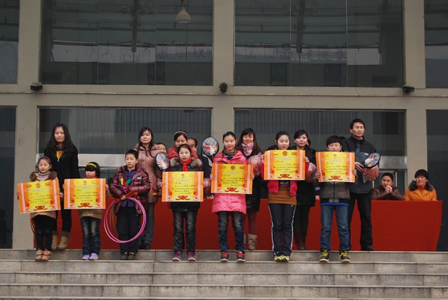 洛阳东方外国语学校2012春季开学典礼