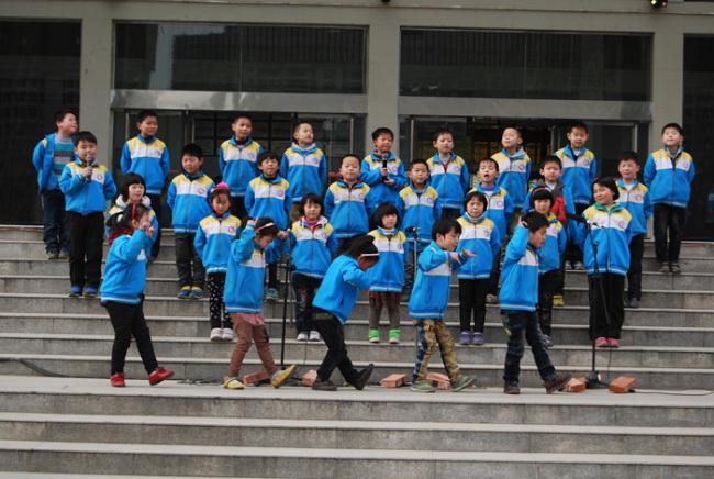 洛阳东方外国语学校 英文歌曲比赛