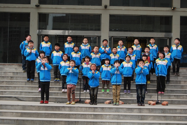 洛阳东方外国语学校 英文歌曲比赛