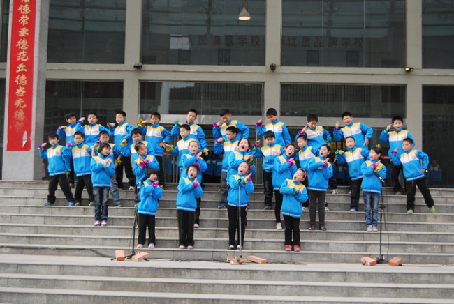 洛阳东方外国语学校 英文歌曲比赛