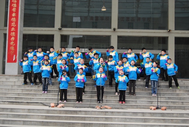洛阳东方外国语学校 英文歌曲比赛