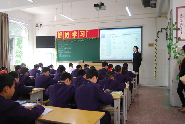 洛阳东方外国语学校-开放日课堂