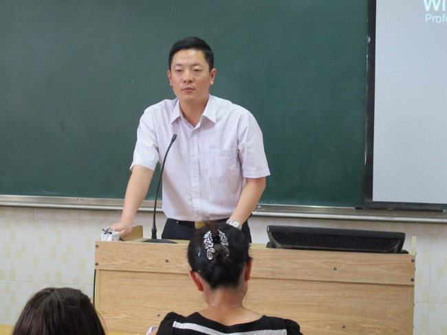 洛阳东方外国语学校教师培训