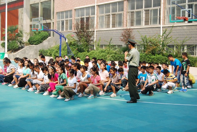 洛阳东外2012初中部新生军训