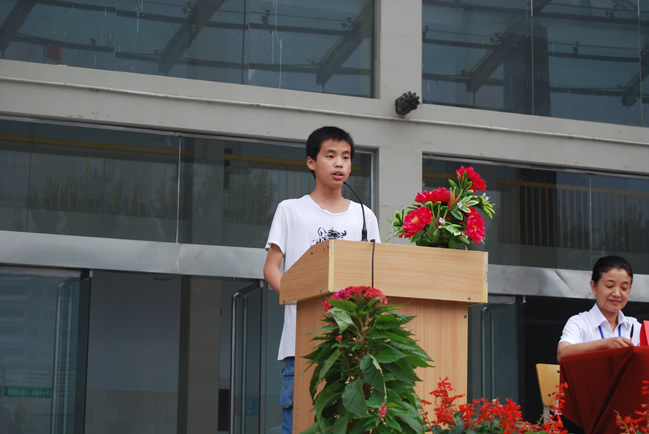 洛阳东方外国语学校,2012-13第二学期开学典礼