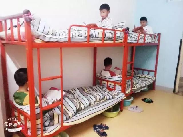 老师们的“夜生活”—东外小学部老师们的秘密