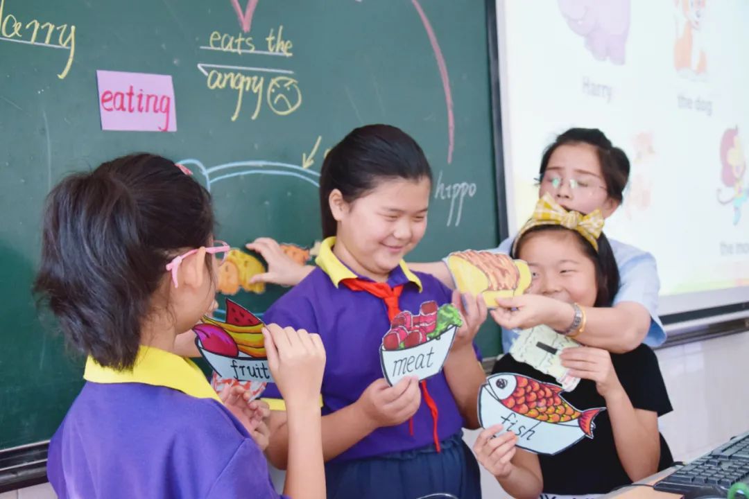 激活自主课堂,点燃研究热情丨东外小学部名师引领课活动纪实