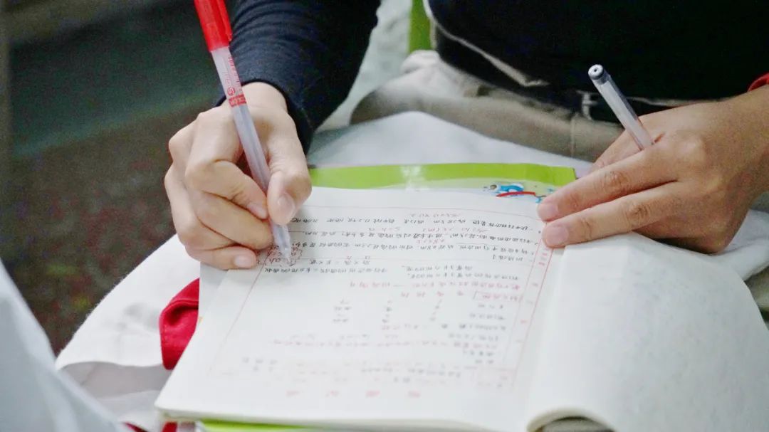 激活自主课堂,点燃研究热情丨东外小学部名师引领课活动纪实