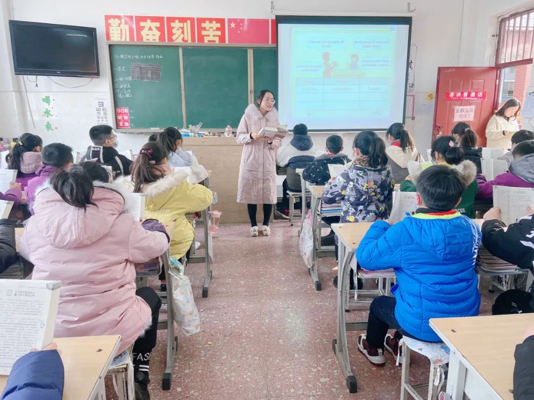 师生共读一本书——洛阳东外小学部“满天星”阅读计划