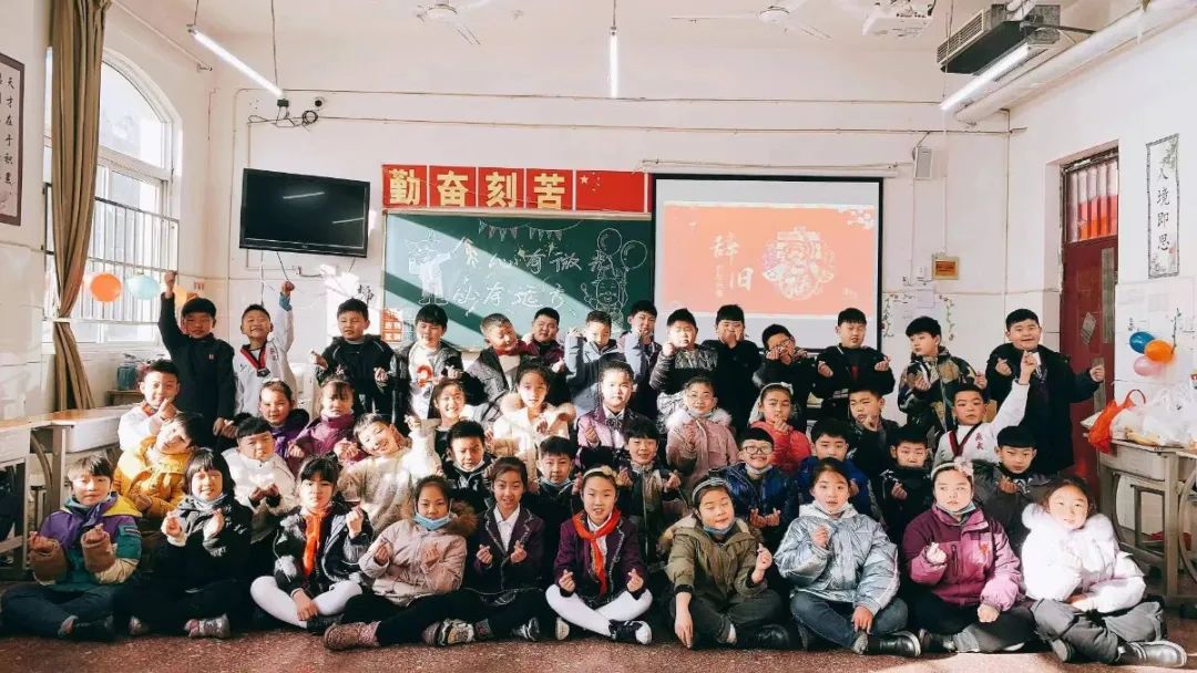 「心有家国,情系东外 」洛阳东外元旦文艺汇演圆满落幕