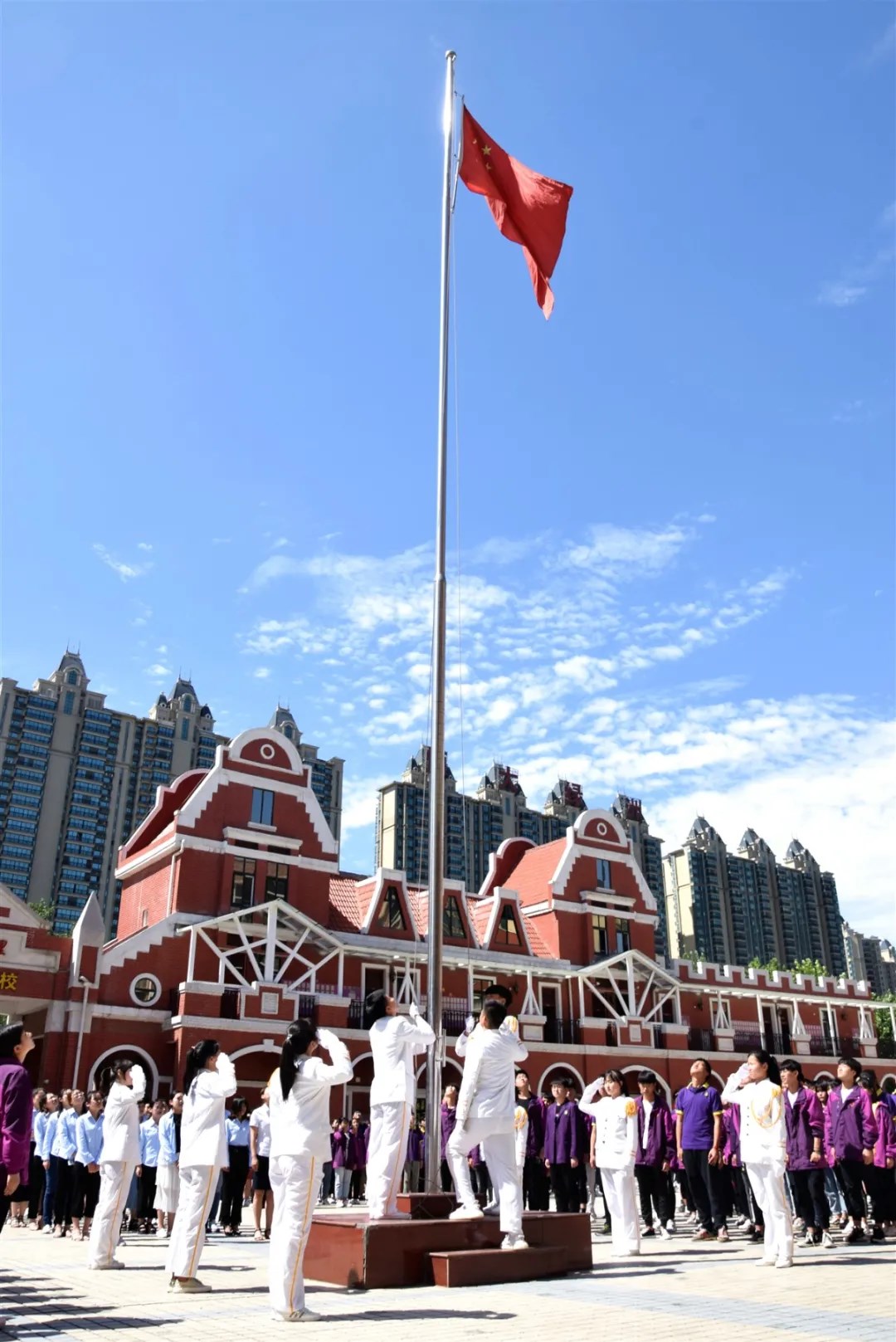 非凡执守,匠心塑人--洛阳东外高中部教师团队群英谱(四)