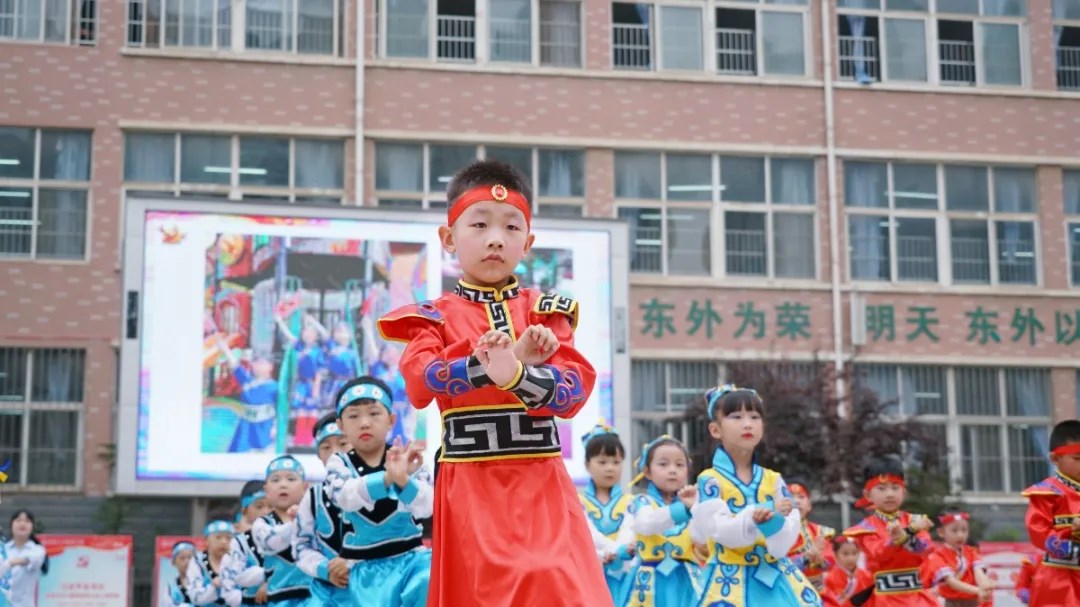 洛阳东方外国语幼儿园献礼建党一百年暨六一民族大联欢活动