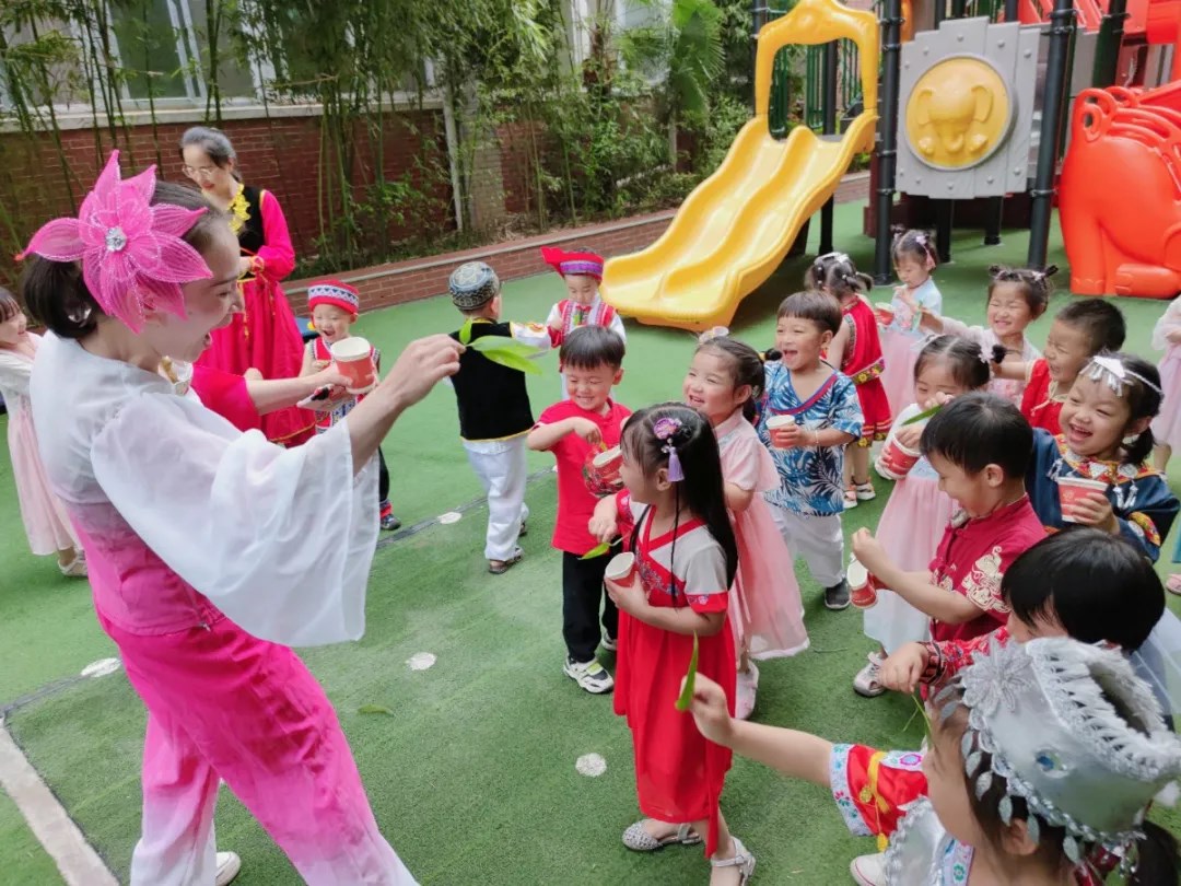 洛阳东方外国语幼儿园献礼建党一百年暨六一民族大联欢活动