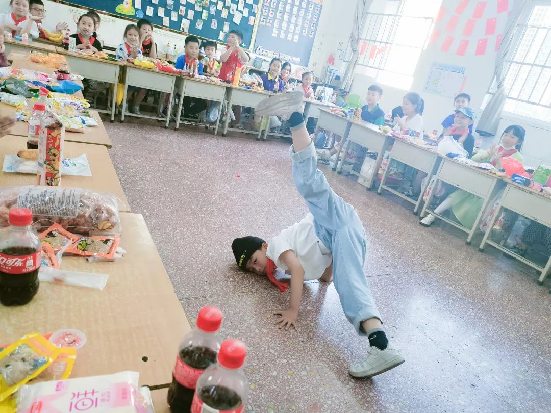 多彩六一 童真校园丨洛阳东外小学部“六一”联欢