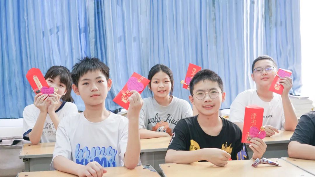 多彩六一 童真校园丨洛阳东外小学部“六一”联欢