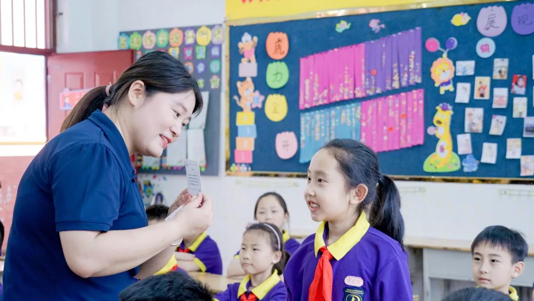 洛阳东方外国语学校小学部简介